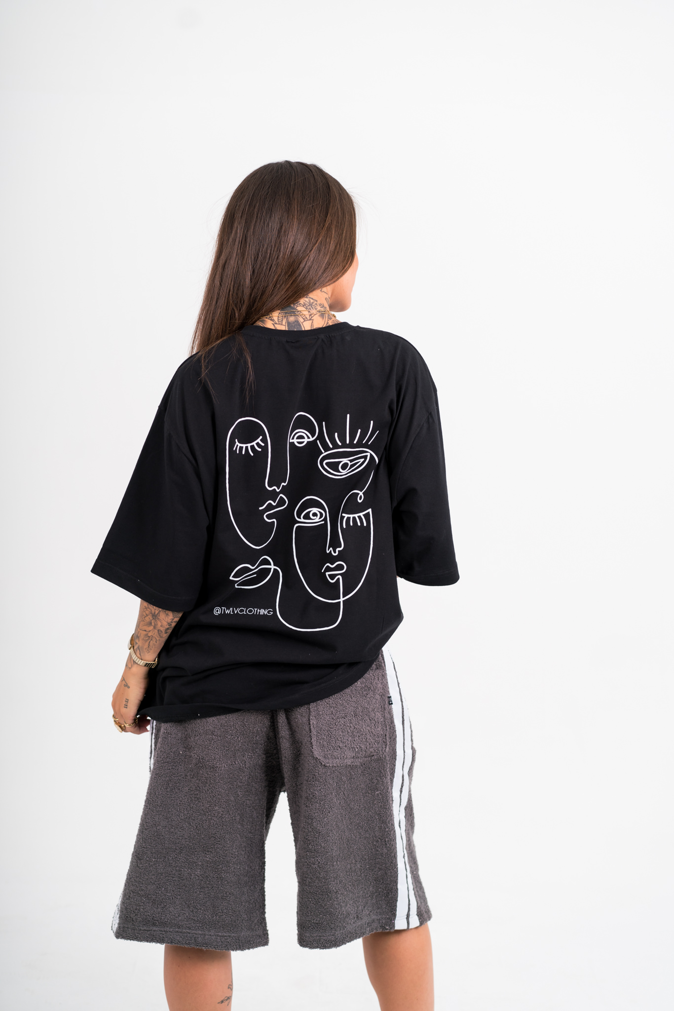 Linear Faces tee