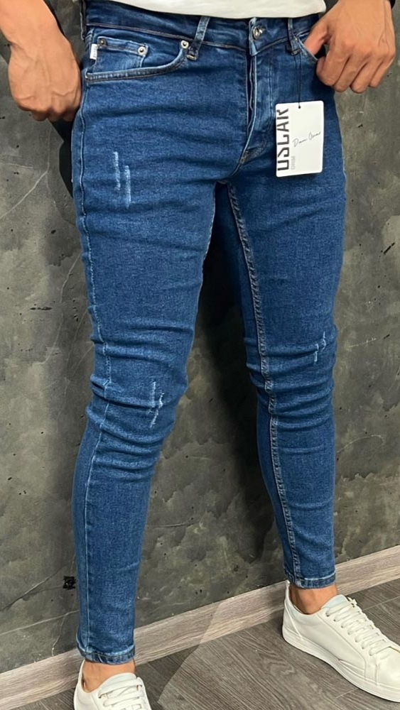 Slim-Fit Jean