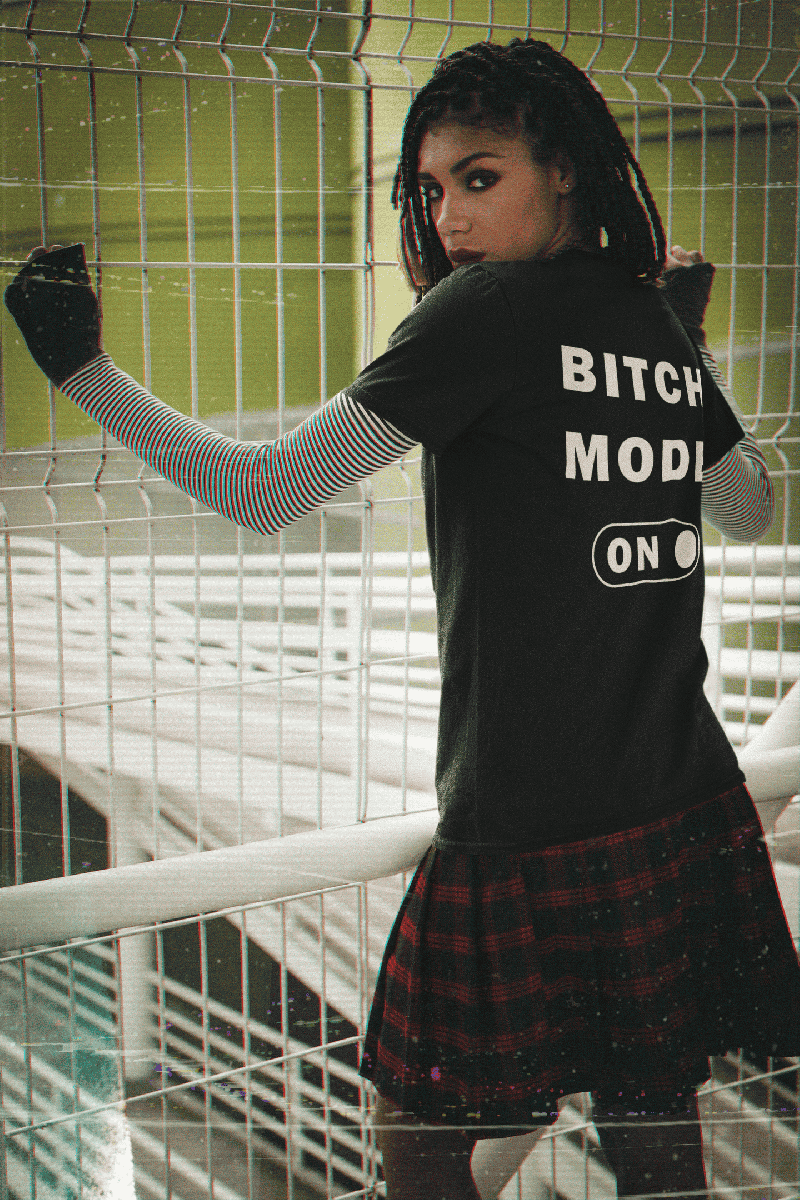 Φωτογραφία από Bitch mode Tee